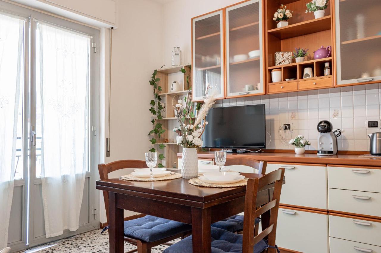 Appartamento H11 Mira House Mare - Centro Arma di Taggia Esterno foto