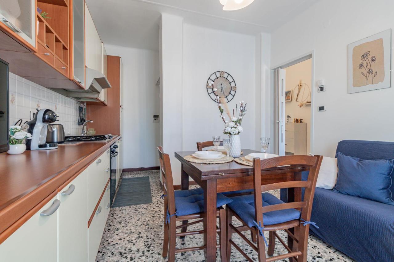 Appartamento H11 Mira House Mare - Centro Arma di Taggia Esterno foto